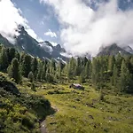 Bergpanorama In By Interhome